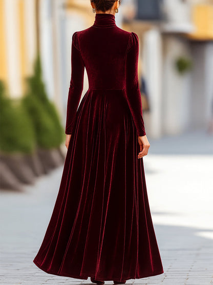 Women’s Velvet Long-Sleeve Gown