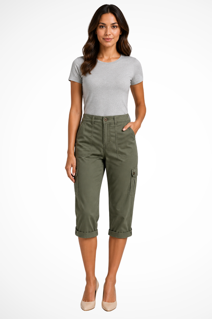 Women’s Cropped Cargo Pants
